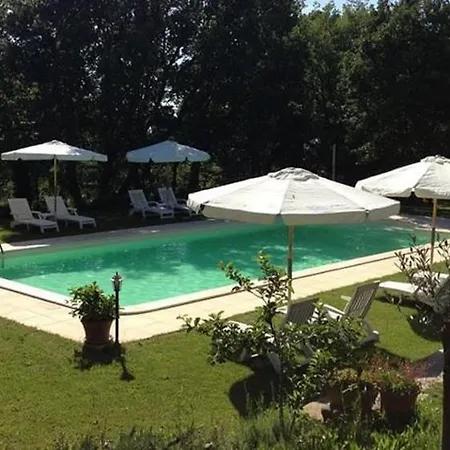 Antico Casale Pozzuolo مزرعة للإقامة *